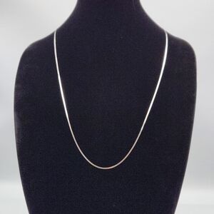 ARIANI Sleek Sterling Silver 925 Chain Necklace